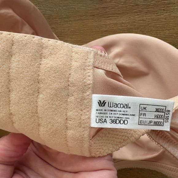 Wacoal 85185 Bodysuede Underwire Bra Size EUC! 36DDD - Picture 3 of 3